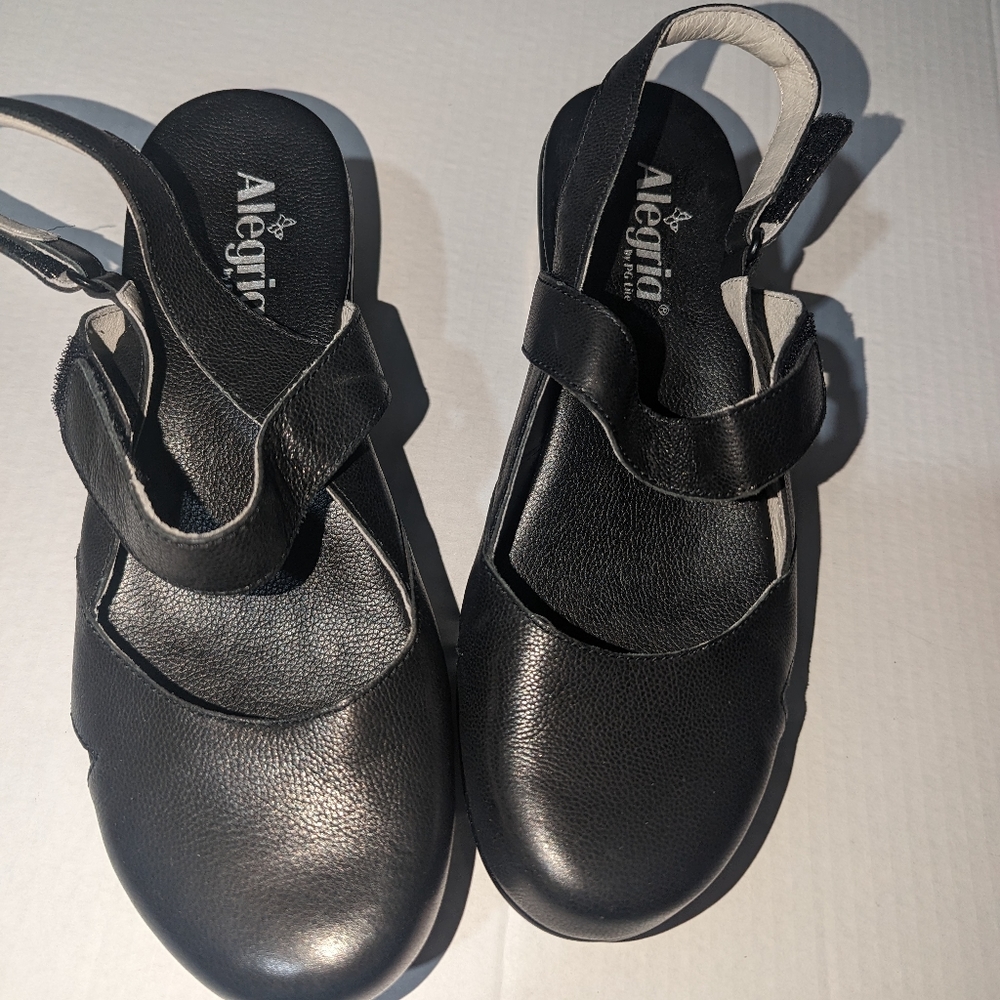 ALEGRIA BLACK SHOES
